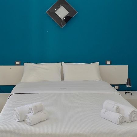 Rooms 19 - Rooms And Breakfast Палермо Екстер'єр фото